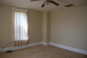 439 John St, Circleville, OH 43113 photo 5