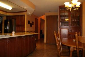 8869 Cornwallis Ct, Powell, OH 43065 photo 7