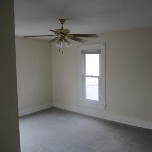 644 E Main St, Newark, OH 43055 photo 5