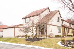 6227 Kendalwood Ct, Columbus, OH 43213 photo 1