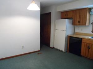 133 Rustic Dr, Circleville, OH 43113 photo 3