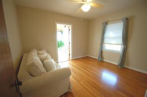 425 E Como Ave, Columbus, OH 43202 photo 17