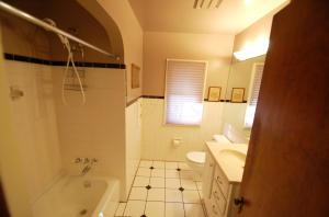 425 E Como Ave, Columbus, OH 43202 photo 14