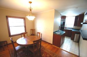 425 E Como Ave, Columbus, OH 43202 photo 8