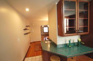 425 E Como Ave, Columbus, OH 43202 photo 13