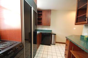 425 E Como Ave, Columbus, OH 43202 photo 12