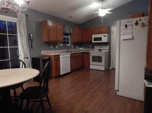 1926 Patrick Dr E, Newark, OH 43055 photo 13