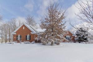 60 Timberknoll Loop, Powell, OH 43065 photo 2