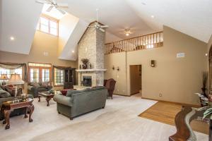 3698 E River Rd, Marion, OH 43302 photo 4