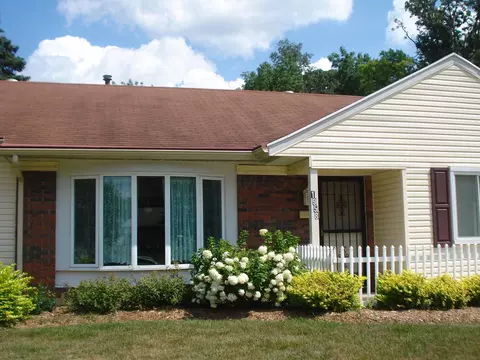 1958 Marinette Dr, Springfield, OH 45503 photo 3