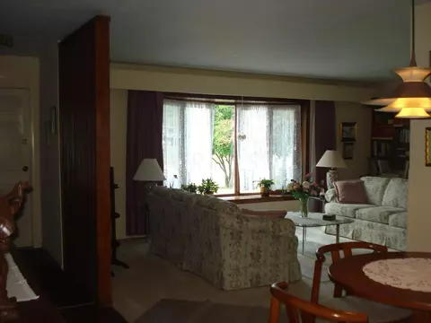 1958 Marinette Dr, Springfield, OH 45503 photo 10