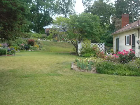 1958 Marinette Dr, Springfield, OH 45503 photo 22