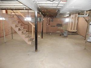 1540 E Weber Rd, Columbus, OH 43211 photo 4