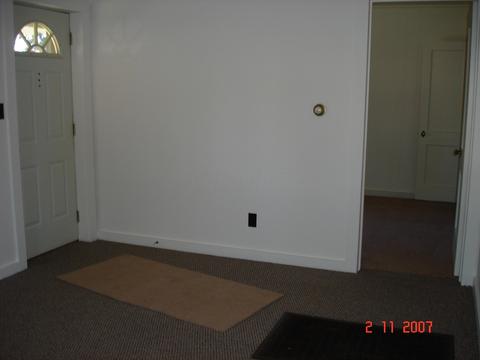 435 Ray Ave, Circleville, OH 43113 photo 4