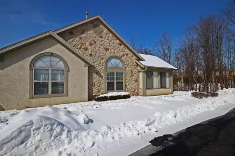 196 Stonebend Dr, Powell, OH 43065 photo 3