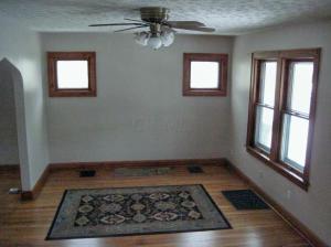 499 E Weber Rd, Columbus, OH 43202 photo 1