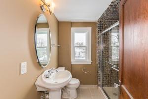 65 E Markison Ave, Columbus, OH 43207 photo 15