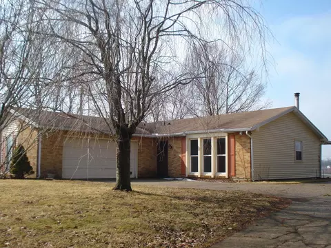 2355 Thor Dr, Springfield, OH 45503 photo 1