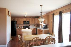 143 Firestone Dr, Delaware, OH 43015 photo 9