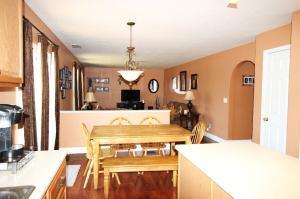 143 Firestone Dr, Delaware, OH 43015 photo 3