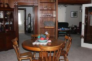 306 E High St, Ashley, OH 43003 photo 12