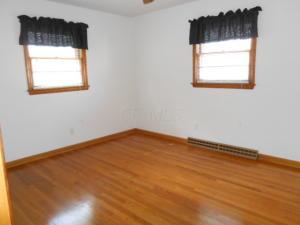880 Walker St, Newark, OH 43055 photo 11