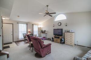 8526 Honor Ct, Galloway, OH 43119 photo 4