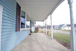 353 Spring St, Lancaster, OH 43130 photo 4