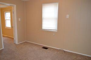 344 E Walnut St, Circleville, OH 43113 photo 10