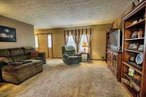 446 Brookhaven Pl, Circleville, OH 43113 photo 4