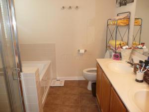 201 Brenden Loop, Delaware, OH 43015 photo 27