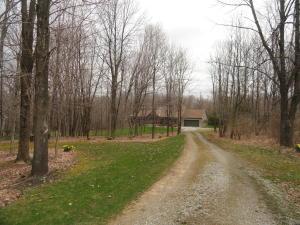 6230 Coonpath Rd, Carroll, OH 43112 photo 2