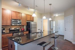 1457 Bexton Loop, Columbus, OH 43209 photo 3