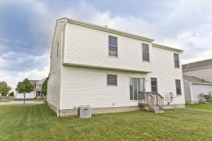 389 Cobblestone Dr, Delaware, OH 43015 photo 3
