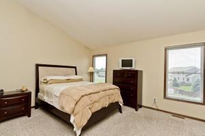 389 Cobblestone Dr, Delaware, OH 43015 photo 23