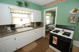 2145 Ormond Ave, Columbus, OH 43224 photo 3