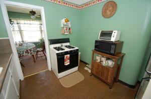 2145 Ormond Ave, Columbus, OH 43224 photo 5