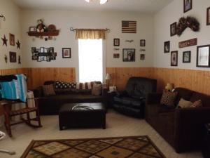 450 W 2nd St, Logan, OH 43138 photo 7
