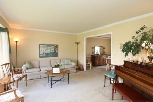 8563 Davington Dr, Dublin, OH 43017 photo 12