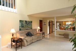 8563 Davington Dr, Dublin, OH 43017 photo 4