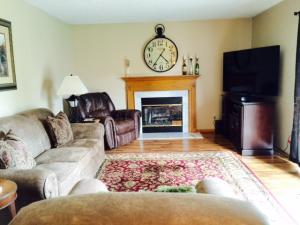102 Christopher Dr, Hebron, OH 43025 photo 6