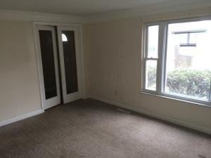 3446 Southfield Dr E, Columbus, OH 43207 photo 3