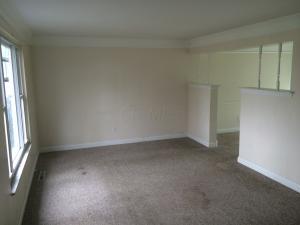 3446 Southfield Dr E, Columbus, OH 43207 photo 2