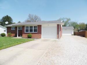 894 Wayne Dr, Heath, OH 43056 photo 1