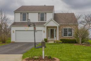 587 Meadows Dr, Delaware, OH 43015 photo 1