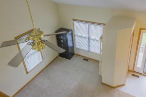 587 Meadows Dr, Delaware, OH 43015 photo 5