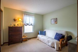 186 Rolling Acre Dr, Lithopolis, OH 43136 photo 16