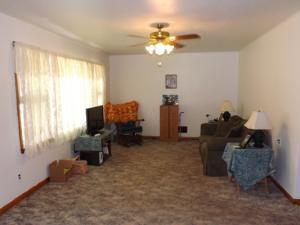 762 E Main St, Logan, OH 43138 photo 6