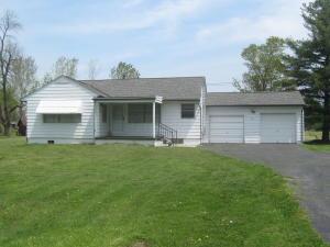 145 S High St, Hebron, OH 43025 photo 1
