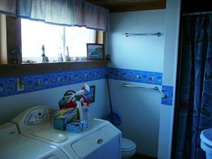 715 E Main St, Logan, OH 43138 photo 4